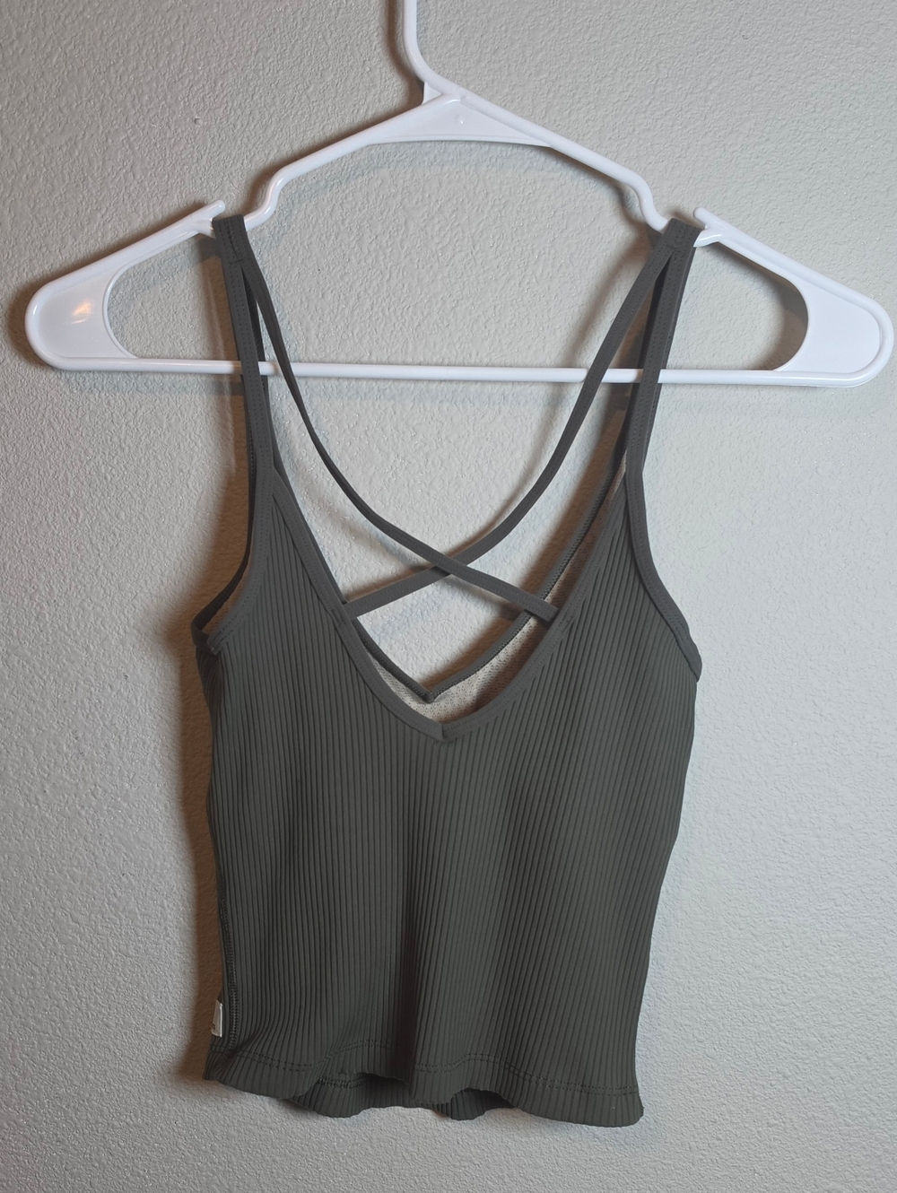 ​Vuori All The Feels Ribbed Tank XS Oregano Green BlissBlend Crop Bra Top - Picture 5 of 5